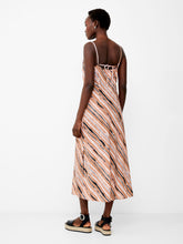Load image into Gallery viewer, French Connection Gaia Flavia Dress In Mocha
