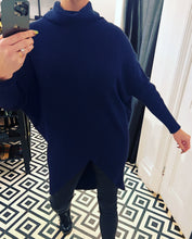 Load image into Gallery viewer, Isla Jumper In Navy

