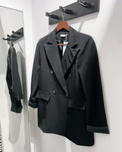Load image into Gallery viewer, Myla Oversized Faux Leather Trim Blazer - Black
