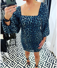 Load image into Gallery viewer, Traffic People Dolce Mini Dress In Blue Leopard
